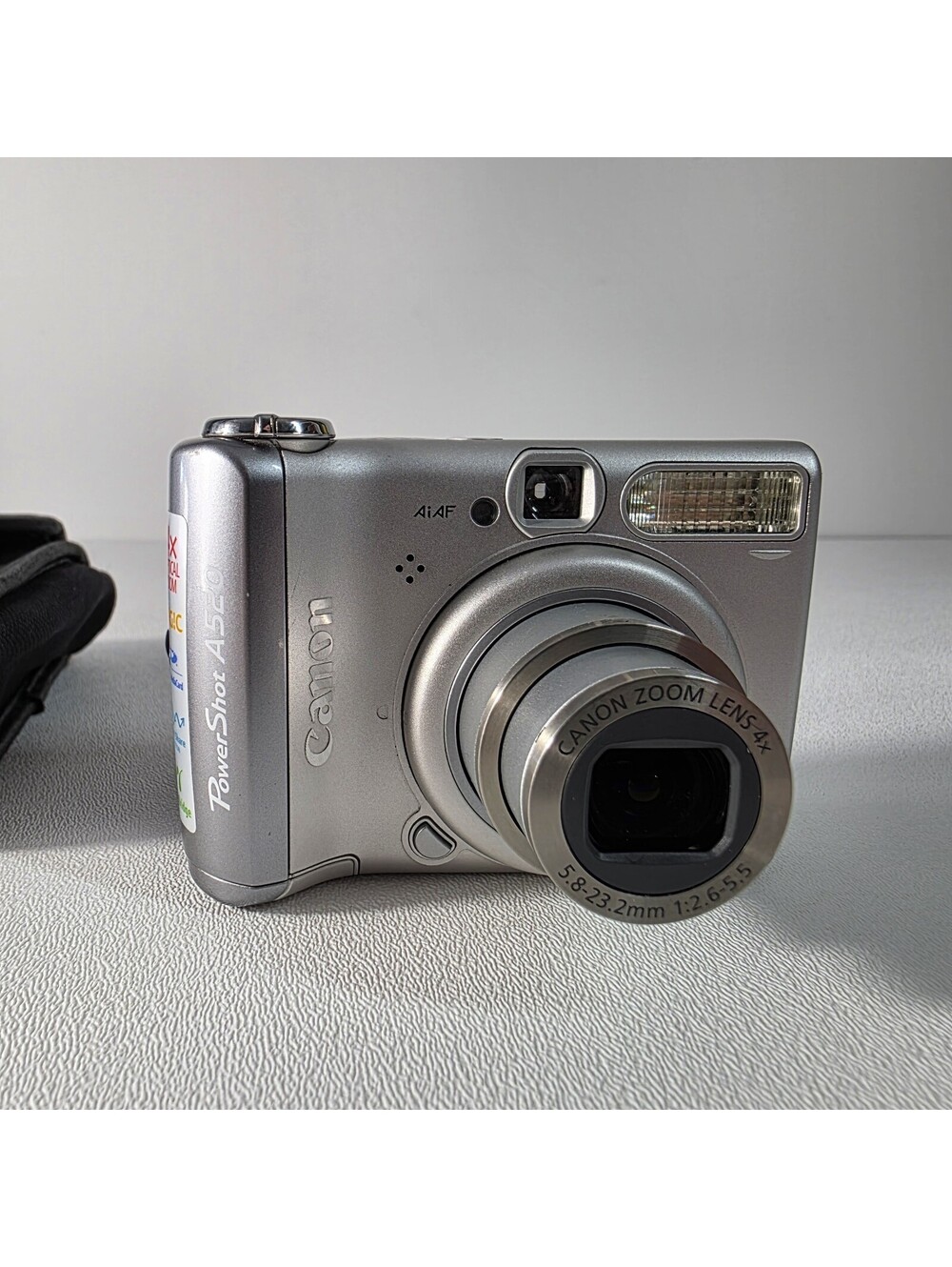 Canon PowerShot A520 Compact Digital Camera 4.0MP SD Card, Case & Batteries READ